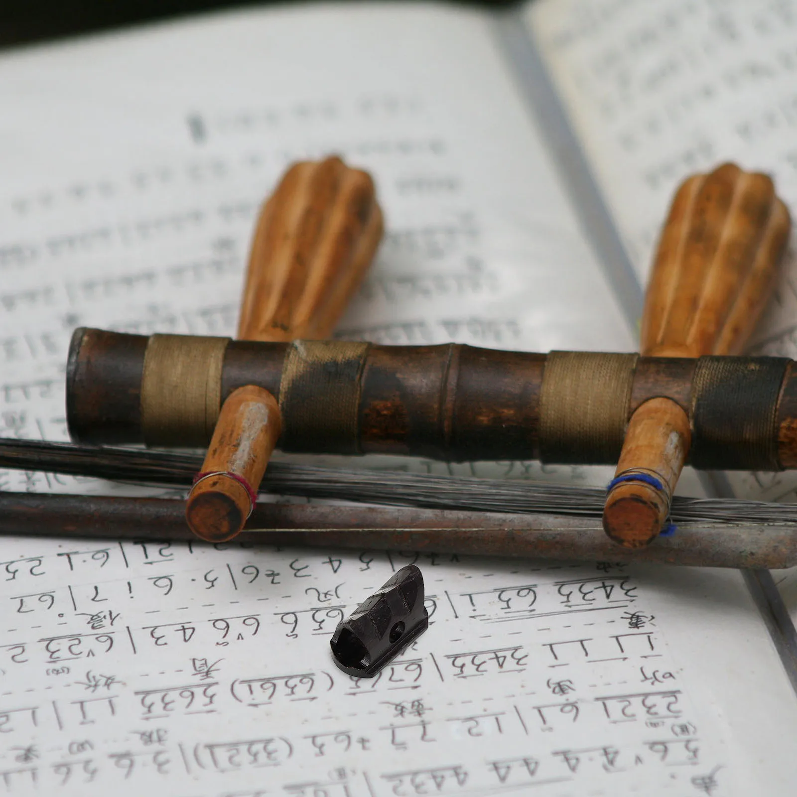 Erhuqin Code Bridge Replacement Wood Chinese Instrument Accessories Accessory Component
Erhuqin Code Bridge Replacement Wood Chinese Instrument Accessories Accessory Component
