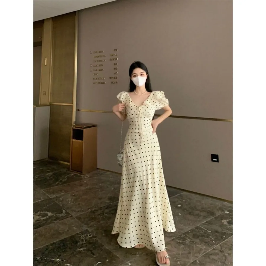 【New style】Policy-dotted dress for women's 2026 summer French first love retro ruffled dress gentle and sweet waist and slimmin
【New style】Policy-dotted dress for women's 2026 summer French first love retro ruffled dress gentle and sweet waist and slimmin