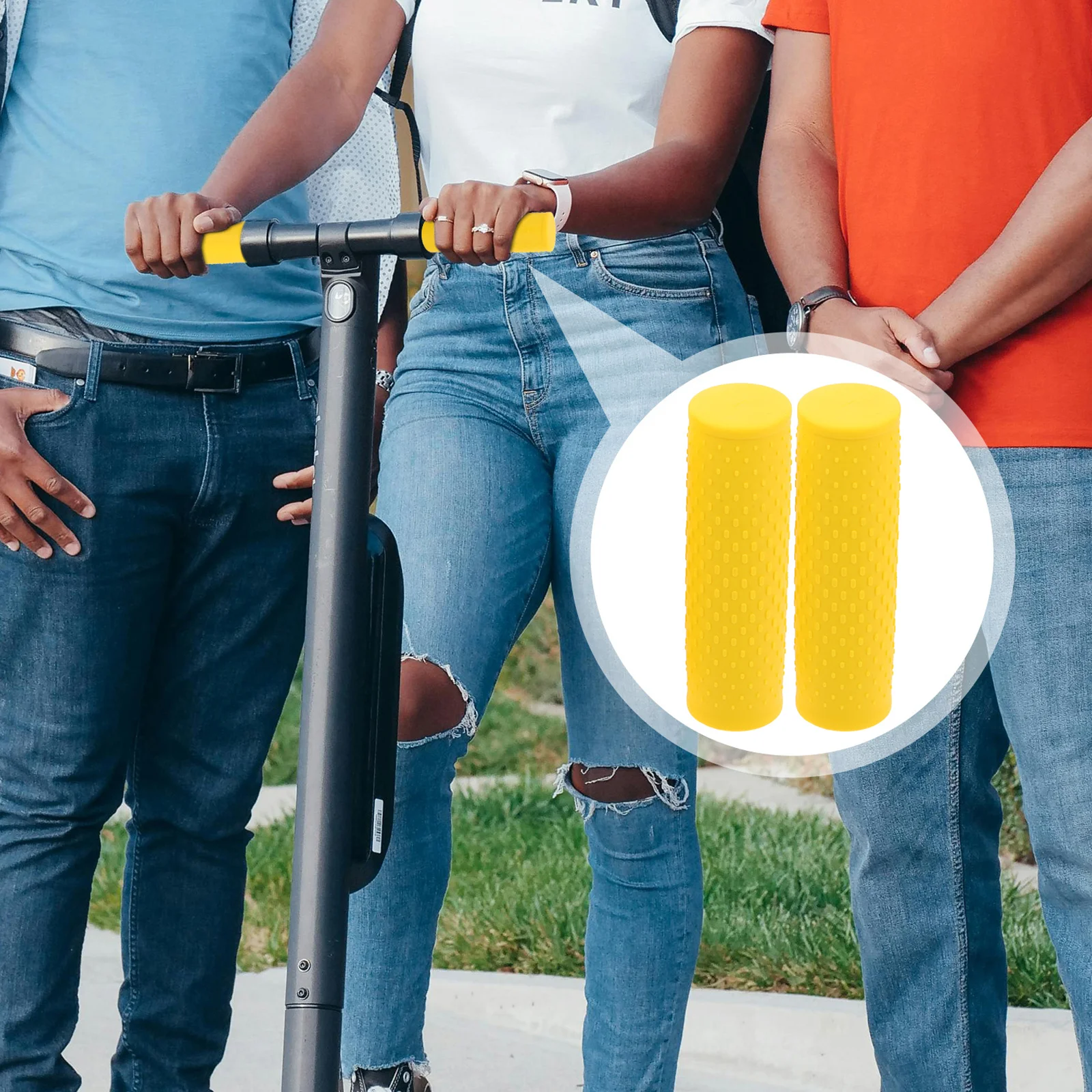 2Pcs Comfortable Electric Scooter Handlebar Grips Yellow Rubber Non Slip Covers Ideal Replacement Accessory for All Scooter
2Pcs Comfortable Electric Scooter Handlebar Grips Yellow Rubber Non Slip Covers Ideal Replacement Accessory for All Scooter
