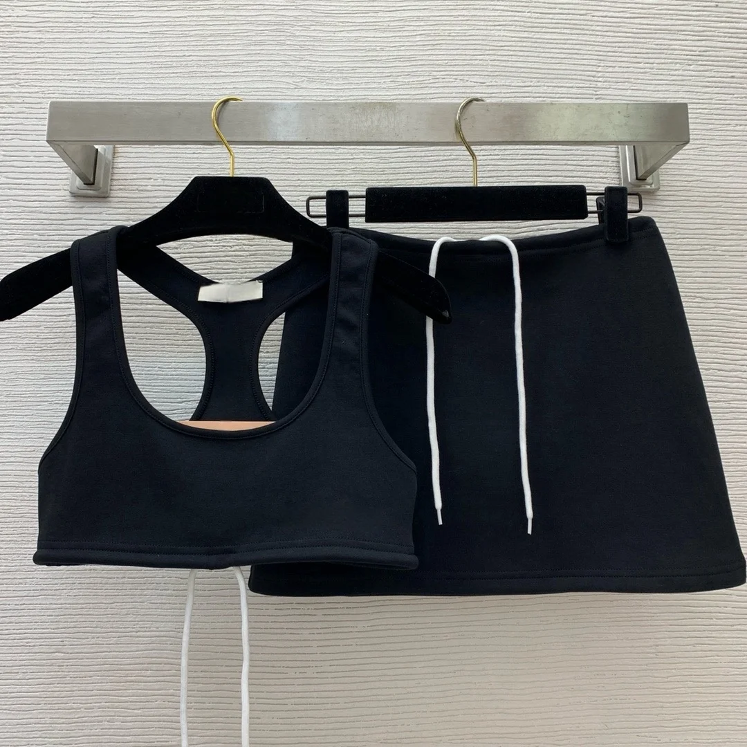 2024 Women's Clothing Fashion U-neck vest A-line skirt suit Spring Summer New 0609
2024 Women's Clothing Fashion U-neck vest A-line skirt suit Spring Summer New 0609