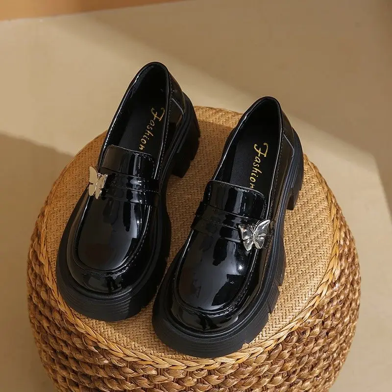 British Inspired Women's Thick Platform Chunky Heel Leather Shoes 2025 Spring Round Toe Student Mary Jane Loafer
British Inspired Women's Thick Platform Chunky Heel Leather Shoes 2025 Spring Round Toe Student Mary Jane Loafer