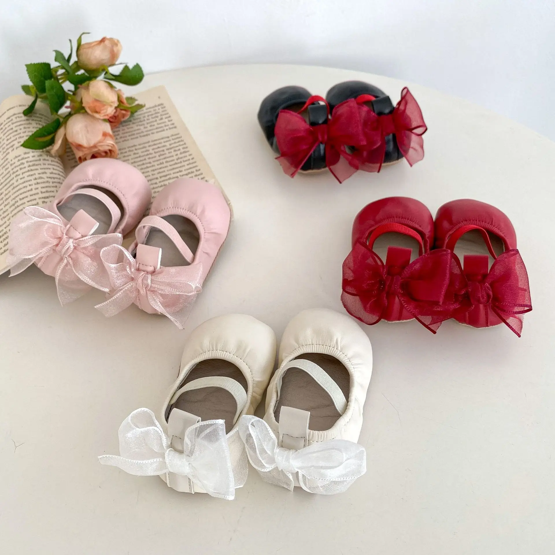 2025 Spring Baby Girl Shoes Ribbon Bow Design Cotton Lined Non-Slip Soft Sole Multiple Colors 0-18 Months
2025 Spring Baby Girl Shoes Ribbon Bow Design Cotton Lined Non-Slip Soft Sole Multiple Colors 0-18 Months