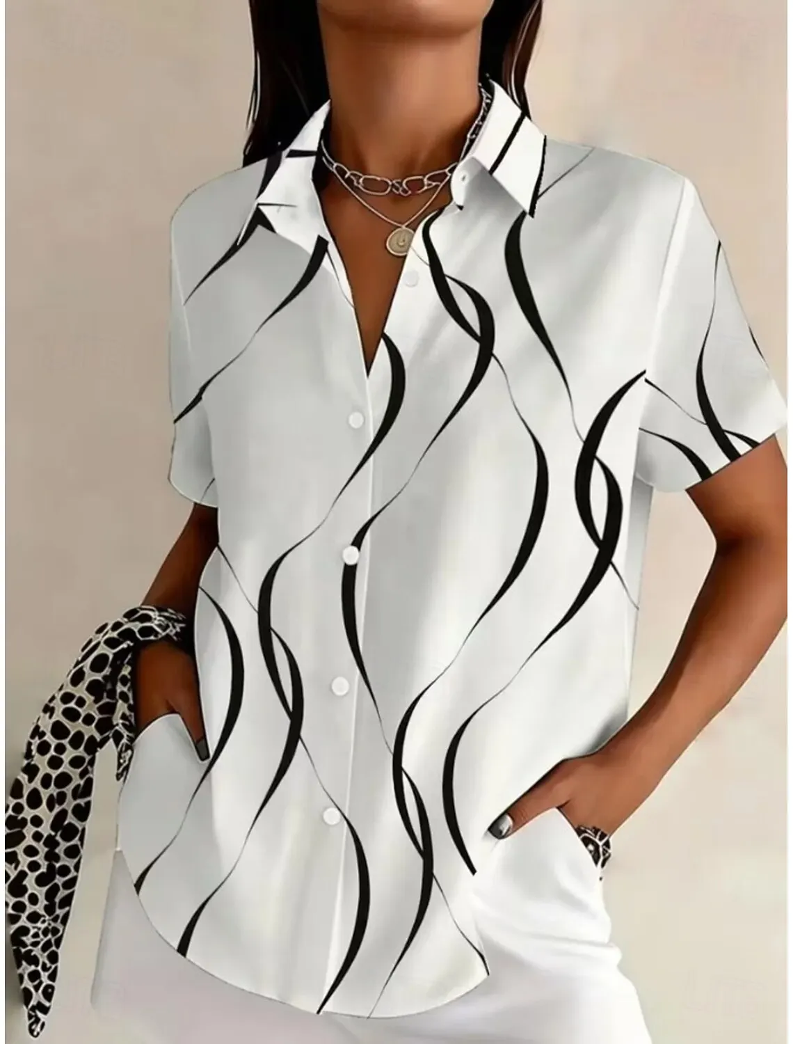 Women's Abstract Black Wave Print Button-Up Shirt, Casual Loose Blouse for Spring Summer Daily & Stylish Wear
Women's Abstract Black Wave Print Button-Up Shirt, Casual Loose Blouse for Spring Summer Daily & Stylish Wear