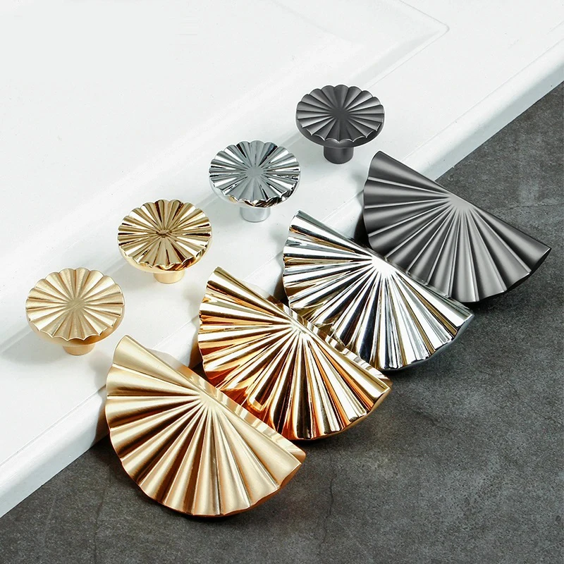 2/5/10PCS Kitchen Gold Cabinet Handles Storage Door Knobs Furniture Handle Kitchen Item Cupboard Drawer Dressers Wardrobe Pulls
2/5/10PCS Kitchen Gold Cabinet Handles Storage Door Knobs Furniture Handle Kitchen Item Cupboard Drawer Dressers Wardrobe Pulls