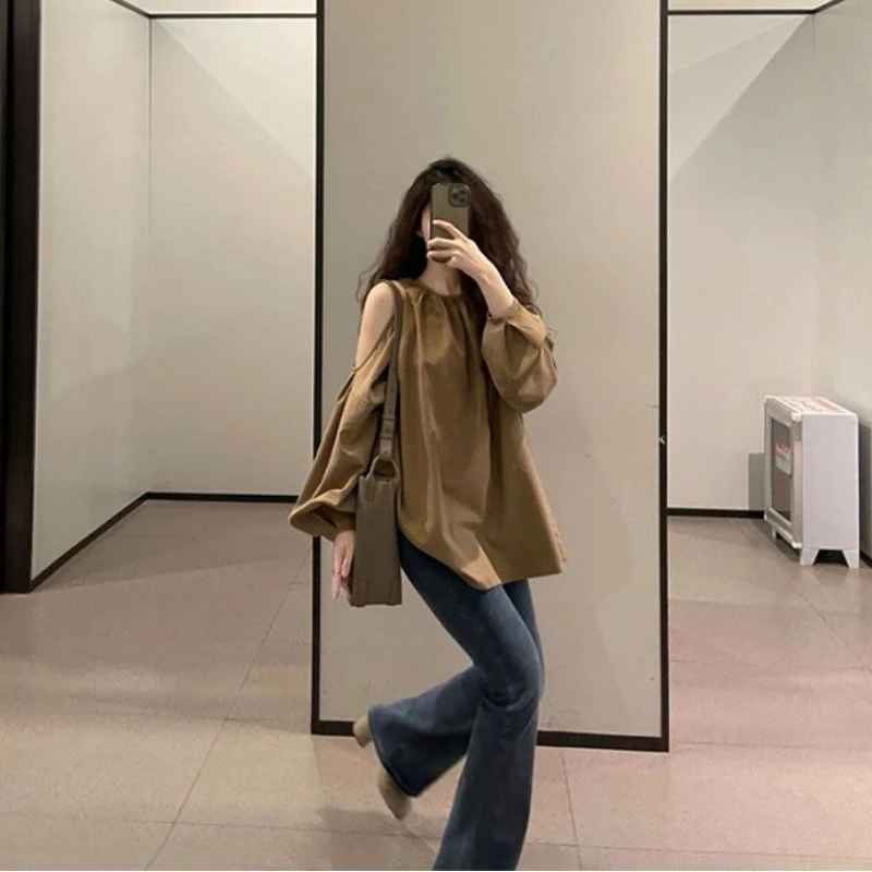 Women Blouses Khaki Off Shoulder Baggy Designer Minimalist Tops Blusas De Mujer Ladies French Fashion Sun Proof Temper Aesthetic 
Women Blouses Khaki Off Shoulder Baggy Designer Minimalist Tops Blusas De Mujer Ladies French Fashion Sun Proof Temper Aesthetic