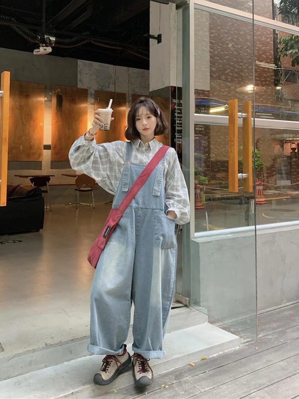 Blue Denim Wide Leg Overalls Casual Vintage Women's Summer Loose Fit Jeans Pants Anti-Aging Fashionable Adult Clothing
Blue Denim Wide Leg Overalls Casual Vintage Women's Summer Loose Fit Jeans Pants Anti-Aging Fashionable Adult Clothing