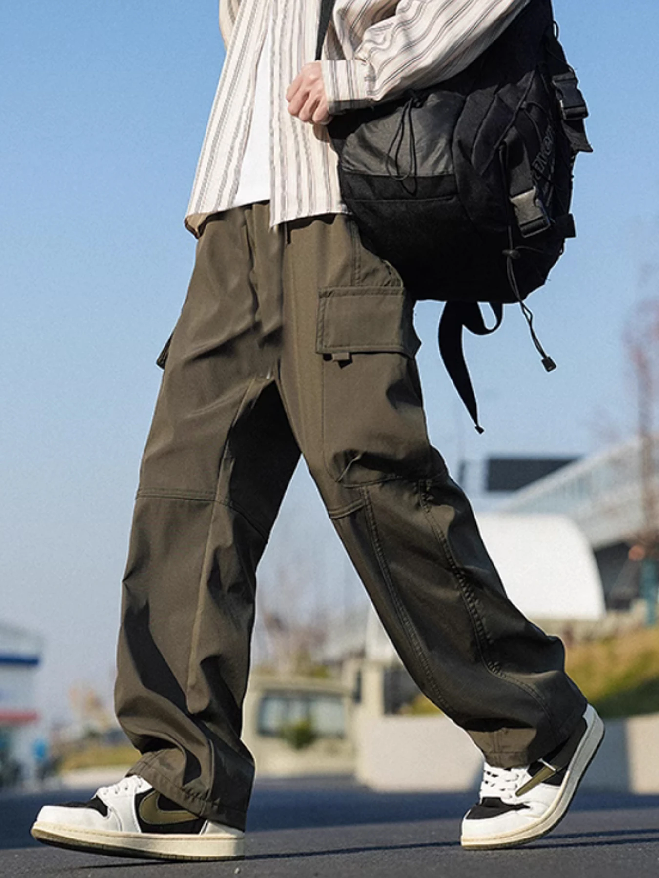 Fashion Men Printing Clothing Trousers Drawstring Casual Pants Sweatpants Autumn And Winter Jogging Sports Fitness Pants
Fashion Men Printing Clothing Trousers Drawstring Casual Pants Sweatpants Autumn And Winter Jogging Sports Fitness Pants