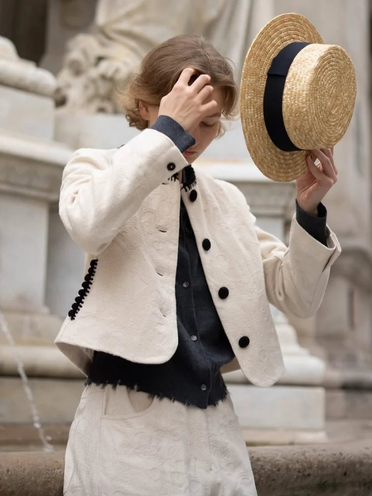 Ivory Jacquard Black Trim Tweed Jacket Women Chic Round Neck Long Sleeve Two Piece Outfit 2026 Office Commute Daily Co-ord Lady
Ivory Jacquard Black Trim Tweed Jacket Women Chic Round Neck Long Sleeve Two Piece Outfit 2026 Office Commute Daily Co-ord Lady