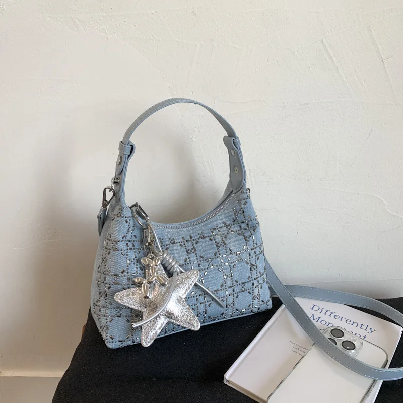 Premium denim bright diamond small bag women's fashion hand carry dumpling bag summer texture messenger bag
Premium denim bright diamond small bag women's fashion hand carry dumpling bag summer texture messenger bag