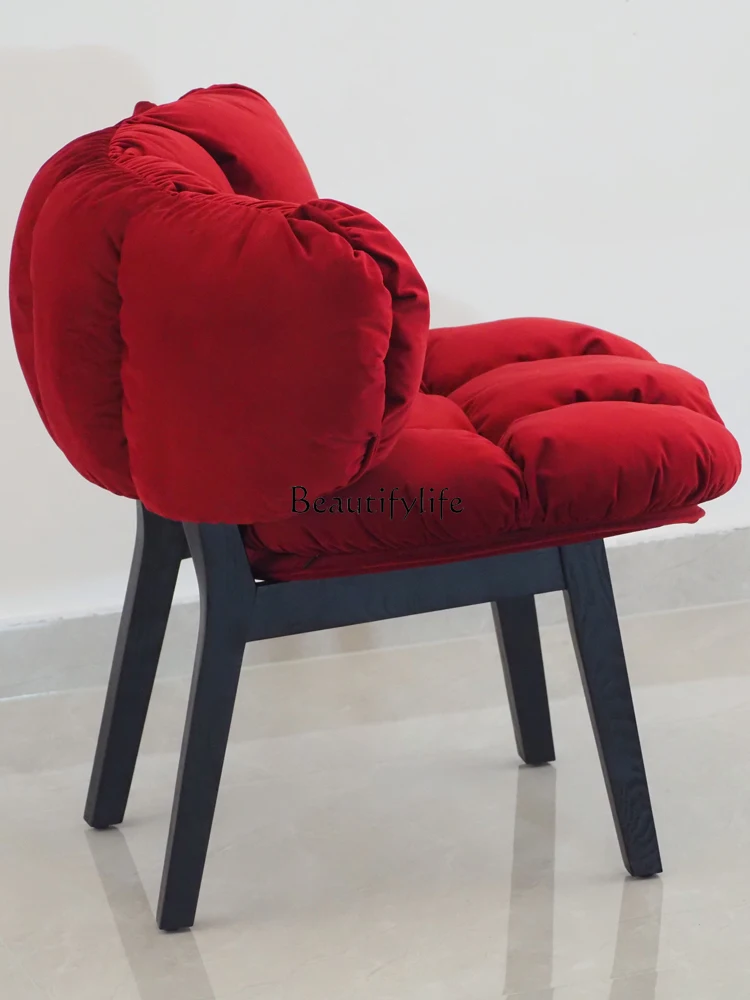 Light Luxury High-Grade Italian Red Rose Fabric Cosmetic Chair Designer Casual Chair
Light Luxury High-Grade Italian Red Rose Fabric Cosmetic Chair Designer Casual Chair