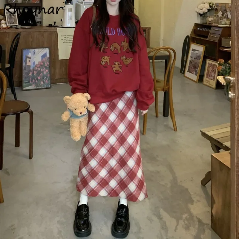 Vintage Chic Plaid Midi Skirts Women Fashion Simple All-match Elegant Sweet Young Streetwear Girls Loose Leisure Comfortable Ins
Vintage Chic Plaid Midi Skirts Women Fashion Simple All-match Elegant Sweet Young Streetwear Girls Loose Leisure Comfortable Ins