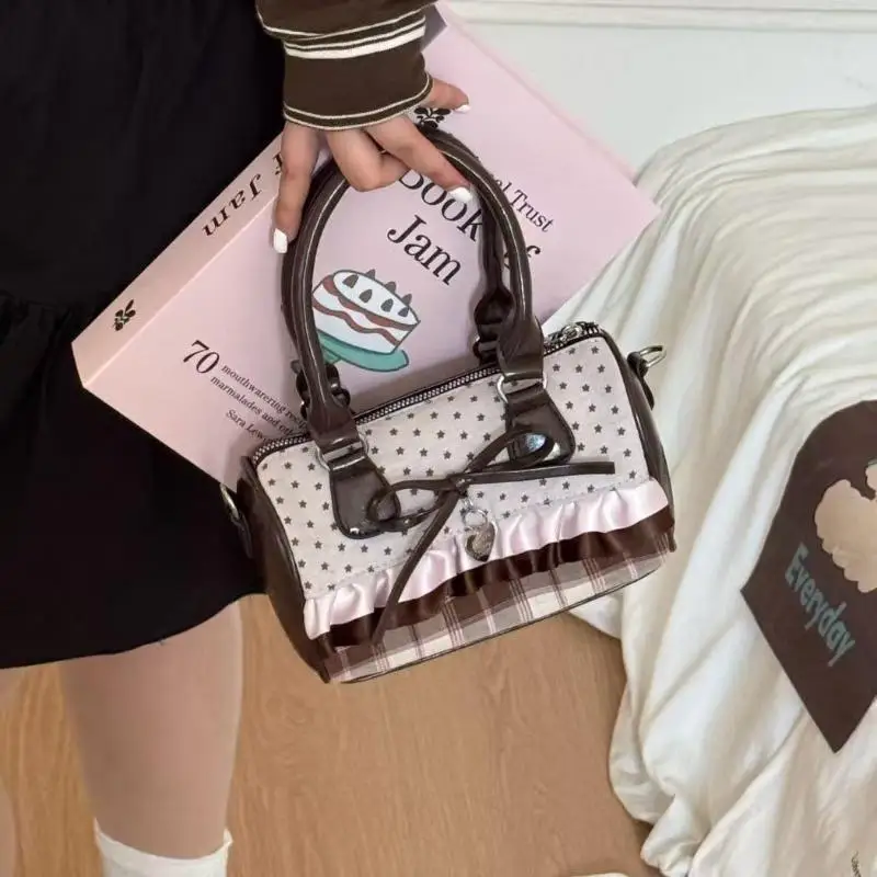 Retro Sweetheart Polka Dot Cylinder Handbag Bow Decor Crossbody Handbag Fashion Korean Kawaii Brown Small Shoulder Bag
Retro Sweetheart Polka Dot Cylinder Handbag Bow Decor Crossbody Handbag Fashion Korean Kawaii Brown Small Shoulder Bag