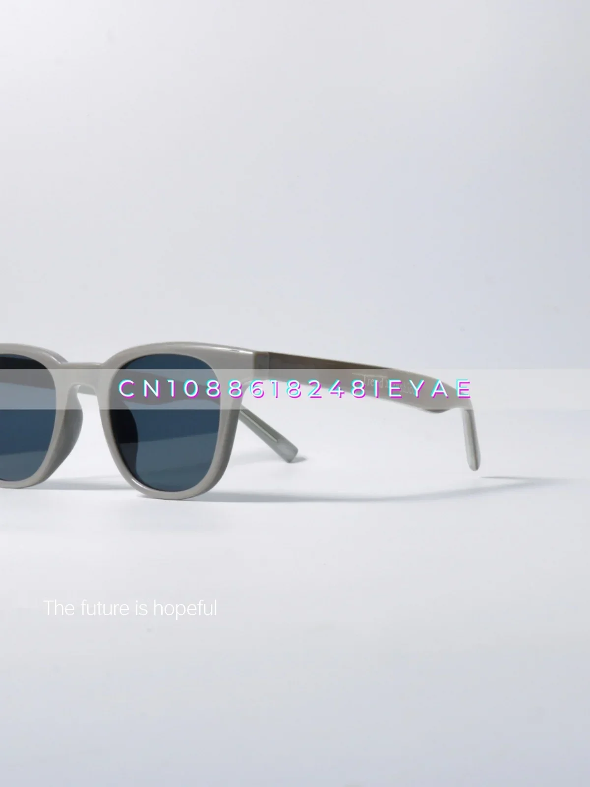 Simple Atmosphere Cement Gray Color Scheme Sunglasses Uv400 Anti-ultraviolet Sunglasses Versatile Flat Glasses
Simple Atmosphere Cement Gray Color Scheme Sunglasses Uv400 Anti-ultraviolet Sunglasses Versatile Flat Glasses
