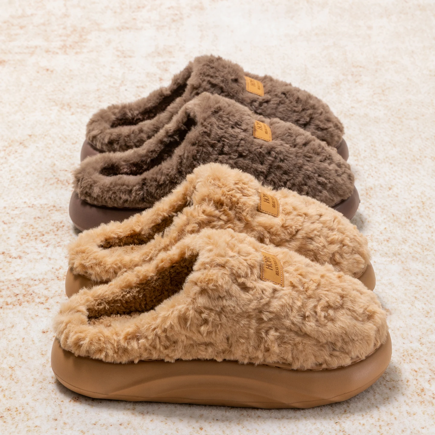 Thick-soled Men's Plush Slippers Winter Warm Indoor House Shoes Non-Slip Fleece-line Premium Faux Fur Lined Toe Cover Home Shoes
Thick-soled Men's Plush Slippers Winter Warm Indoor House Shoes Non-Slip Fleece-line Premium Faux Fur Lined Toe Cover Home Shoes