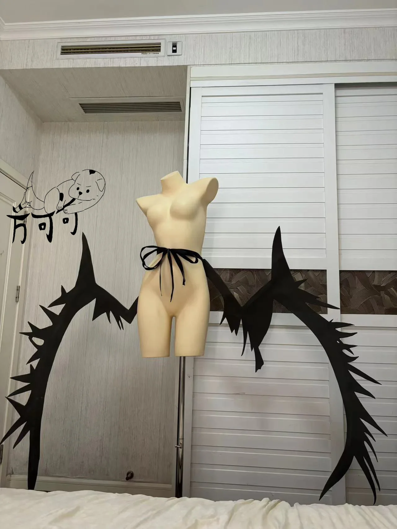 Kenzaki Tsurugi Wing Game Blue Archive Devil Wings EVA Self Designed Black Wings Cosplay Props Performance Costumes
Kenzaki Tsurugi Wing Game Blue Archive Devil Wings EVA Self Designed Black Wings Cosplay Props Performance Costumes
