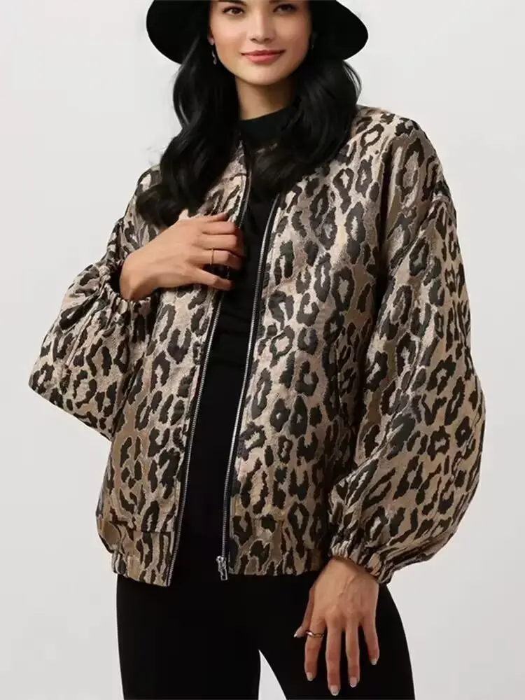 European and American style 2025 autumn new leopard print fashionable all-match loose casual jacket
European and American style 2025 autumn new leopard print fashionable all-match loose casual jacket