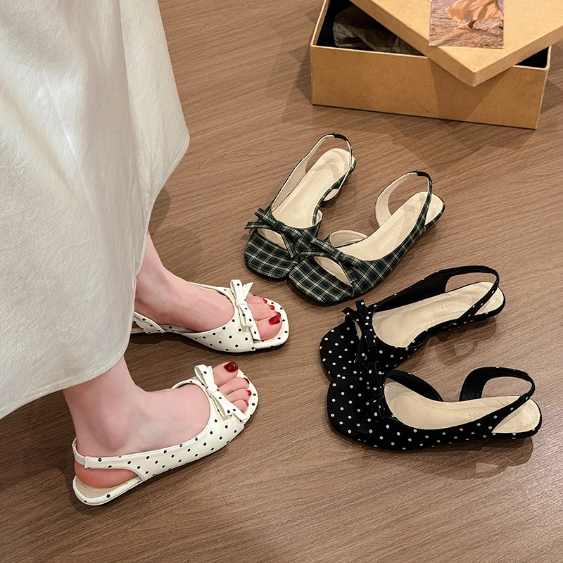 French Retro Polka Dot Bow Slingback Sandals Women 2026 Summer Square Toe Casual Flats Daily Outdoor Beach Travel Shopping Wear
French Retro Polka Dot Bow Slingback Sandals Women 2026 Summer Square Toe Casual Flats Daily Outdoor Beach Travel Shopping Wear