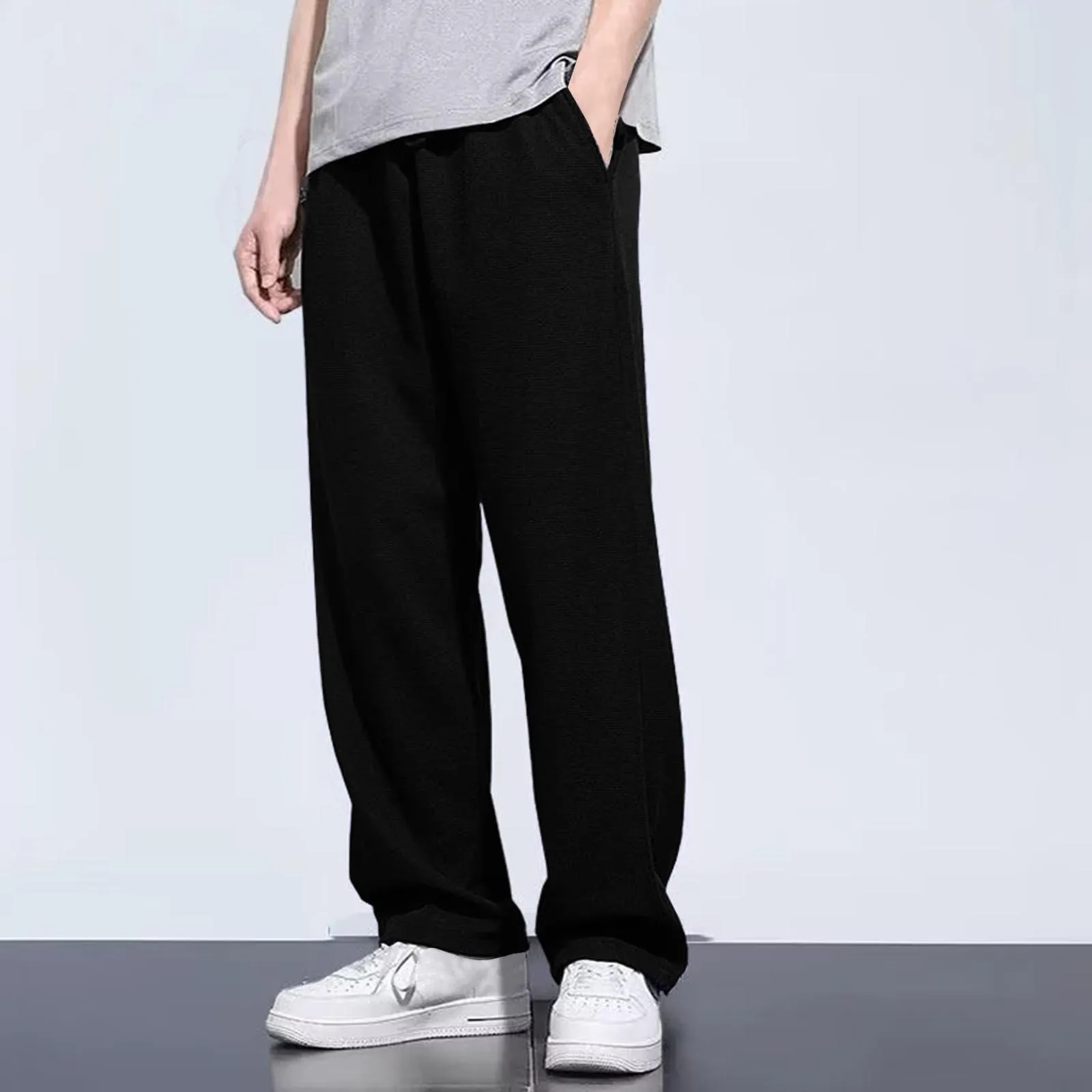 Men's Pants Pocket Mesh Loose Suitable For Casual Straight Bottom Drawstring Jogging Pants Running Exercise Training Basketball
Men's Pants Pocket Mesh Loose Suitable For Casual Straight Bottom Drawstring Jogging Pants Running Exercise Training Basketball