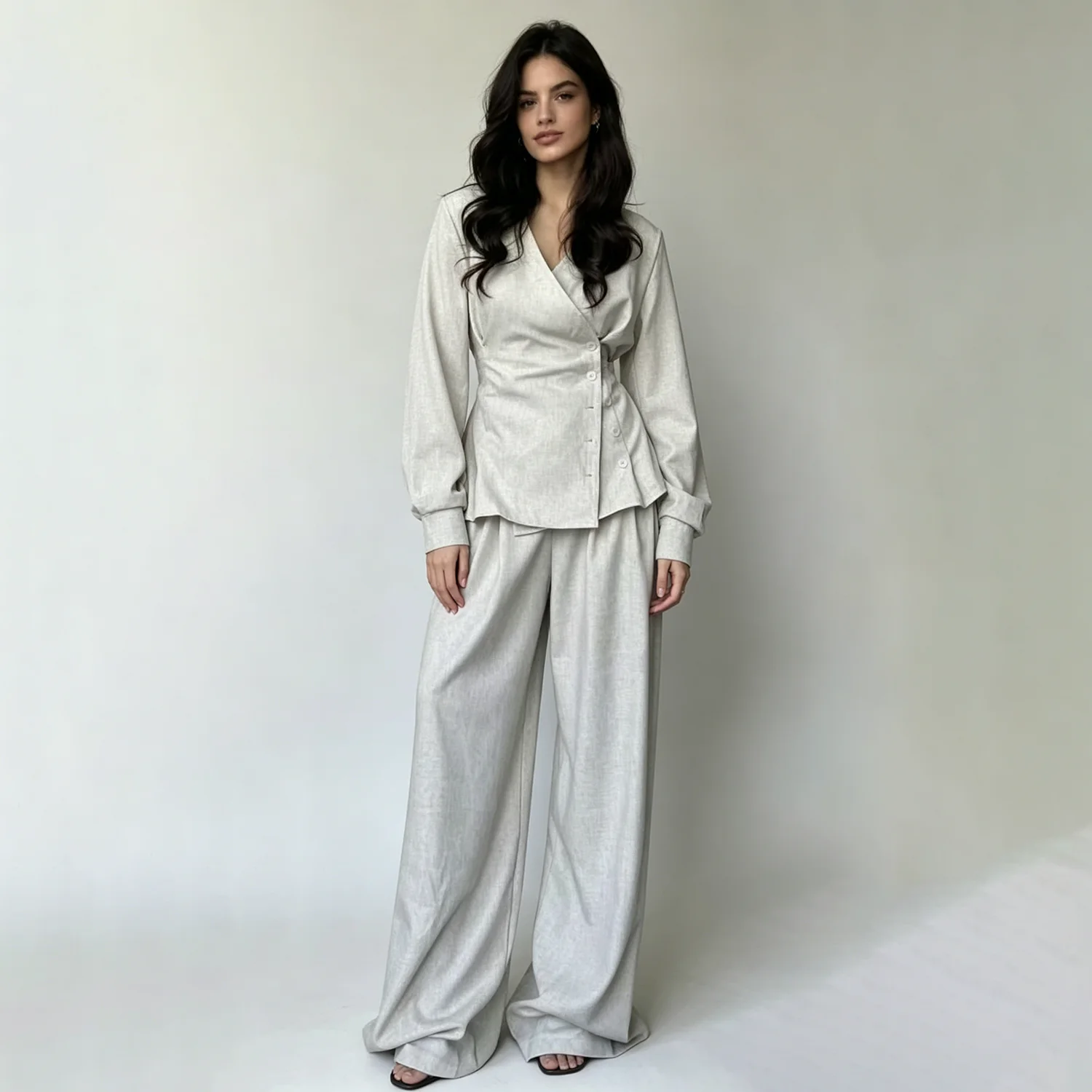 LIMO Casual Linen Two-Piece Set Long Sleeve Wrap Top & Loose Trousers
LIMO Casual Linen Two-Piece Set Long Sleeve Wrap Top & Loose Trousers