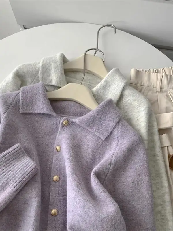 New Soft Purple Korean Style Collar Knitted Open Cardigan Sweater Women's Spring Autumn Gold Button Top Long Sleeve
New Soft Purple Korean Style Collar Knitted Open Cardigan Sweater Women's Spring Autumn Gold Button Top Long Sleeve