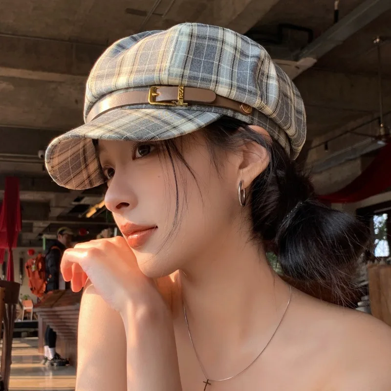 Fashionable Checkered Octagonal Hat for Women Retro Beret Casual and Fashionable Commuting Hat Fresh and Sweet Style
Fashionable Checkered Octagonal Hat for Women Retro Beret Casual and Fashionable Commuting Hat Fresh and Sweet Style