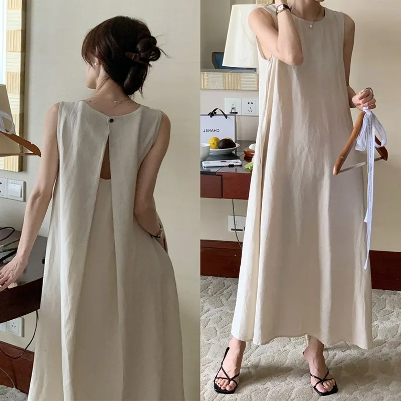 A Plus-size Chubby Girl's Sleeveless Vest Dress Is New Summer Trend for Children Popular Seaside Vacation Backless Long Dress
A Plus-size Chubby Girl's Sleeveless Vest Dress Is New Summer Trend for Children Popular Seaside Vacation Backless Long Dress