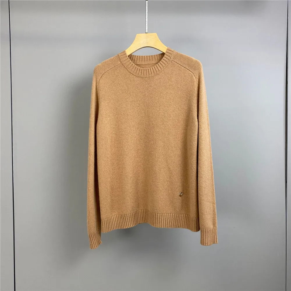 25 Autumn/Winter New Round Neck Solid Color Cashmere Knitted Versatile Women's Casual Sweater
25 Autumn/Winter New Round Neck Solid Color Cashmere Knitted Versatile Women's Casual Sweater