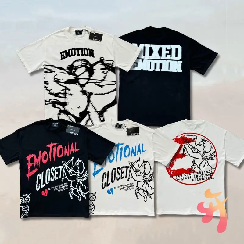 American Graffiti Angel Print MIXED EMOTION Tshirt High Quality Cotton Men Women Short Sleeve Casual Streetwear Unisex Tops
American Graffiti Angel Print MIXED EMOTION Tshirt High Quality Cotton Men Women Short Sleeve Casual Streetwear Unisex Tops