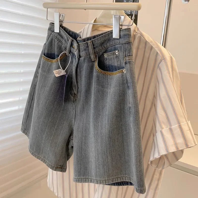 Vintage Wide Leg Denim Shorts Women Korean Chic Straight A Line Shorts Summer New Harajuku All Match High Waist Denim Shorts
Vintage Wide Leg Denim Shorts Women Korean Chic Straight A Line Shorts Summer New Harajuku All Match High Waist Denim Shorts
