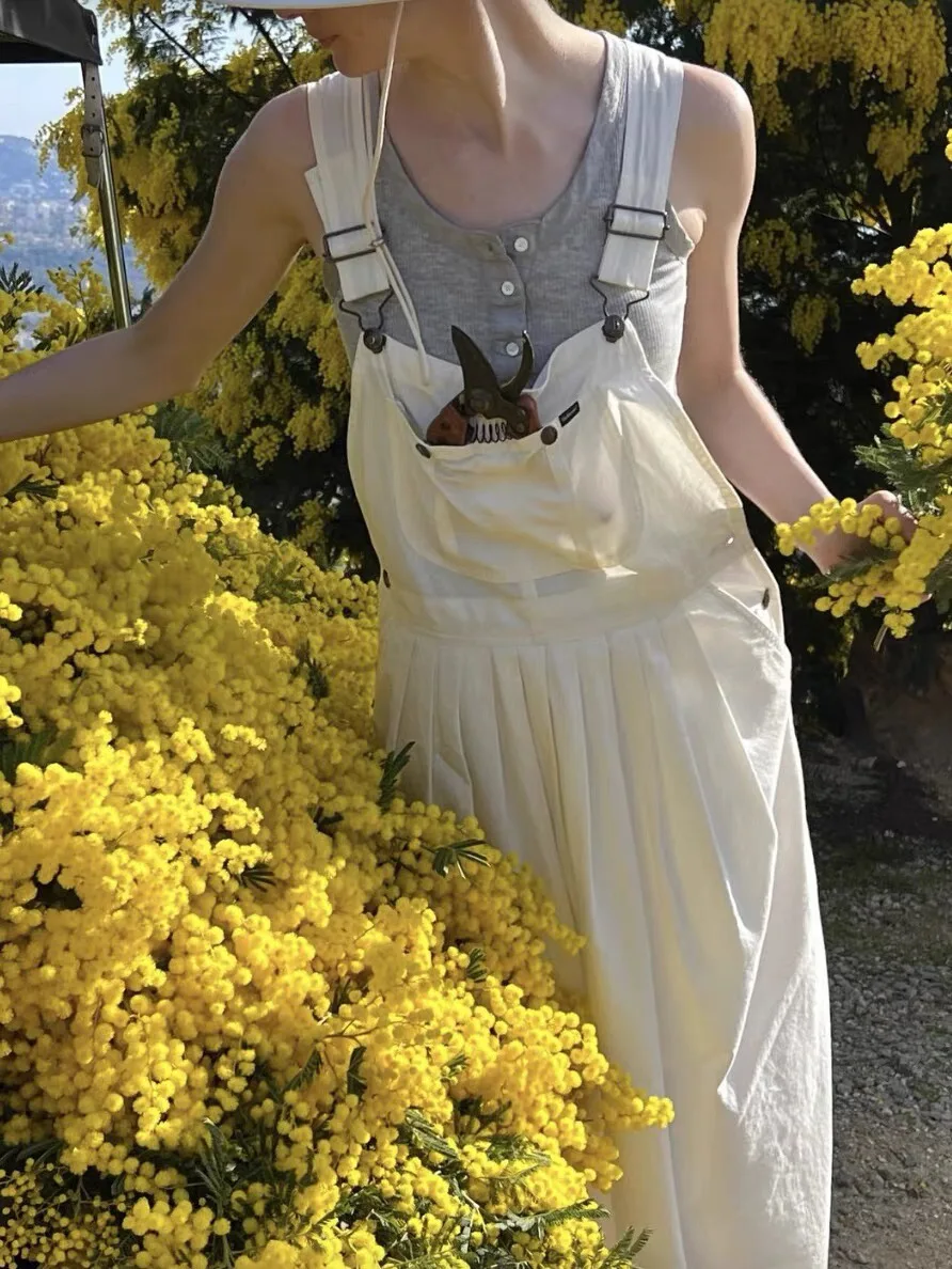 Smoid Design Casual Loose Summer Gingham Dress with Shoulder Straps High Waist A-Line Skirt for Women in Their 20s Cotton Mat...
Smoid Design Casual Loose Summer Gingham Dress with Shoulder Straps High Waist A-Line Skirt for Women in Their 20s Cotton Mat...