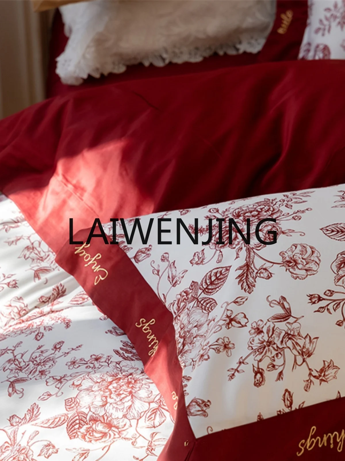Long-Staple Cotton Four-Piece Cotton 100 Retro French Jacquard Printed Bed Sheet Quilt Cover Bedding
Long-Staple Cotton Four-Piece Cotton 100 Retro French Jacquard Printed Bed Sheet Quilt Cover Bedding