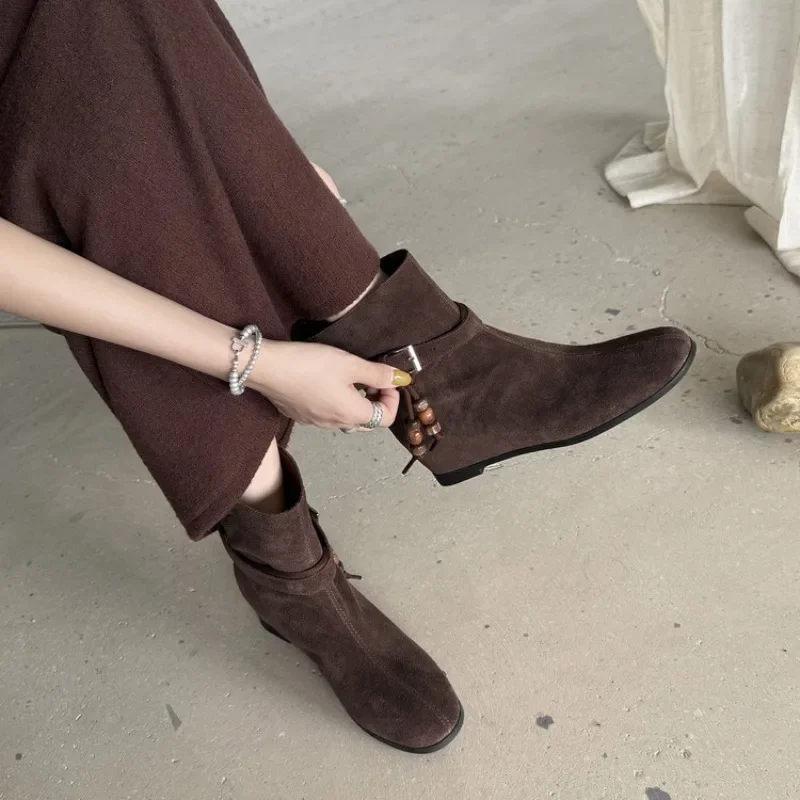 Women's Boots New Suede Tassel Designer Chelsea Boots 2025 Daily Home Office Slip-On Comfort Short Boots Zapatos De Mujer
Women's Boots New Suede Tassel Designer Chelsea Boots 2025 Daily Home Office Slip-On Comfort Short Boots Zapatos De Mujer