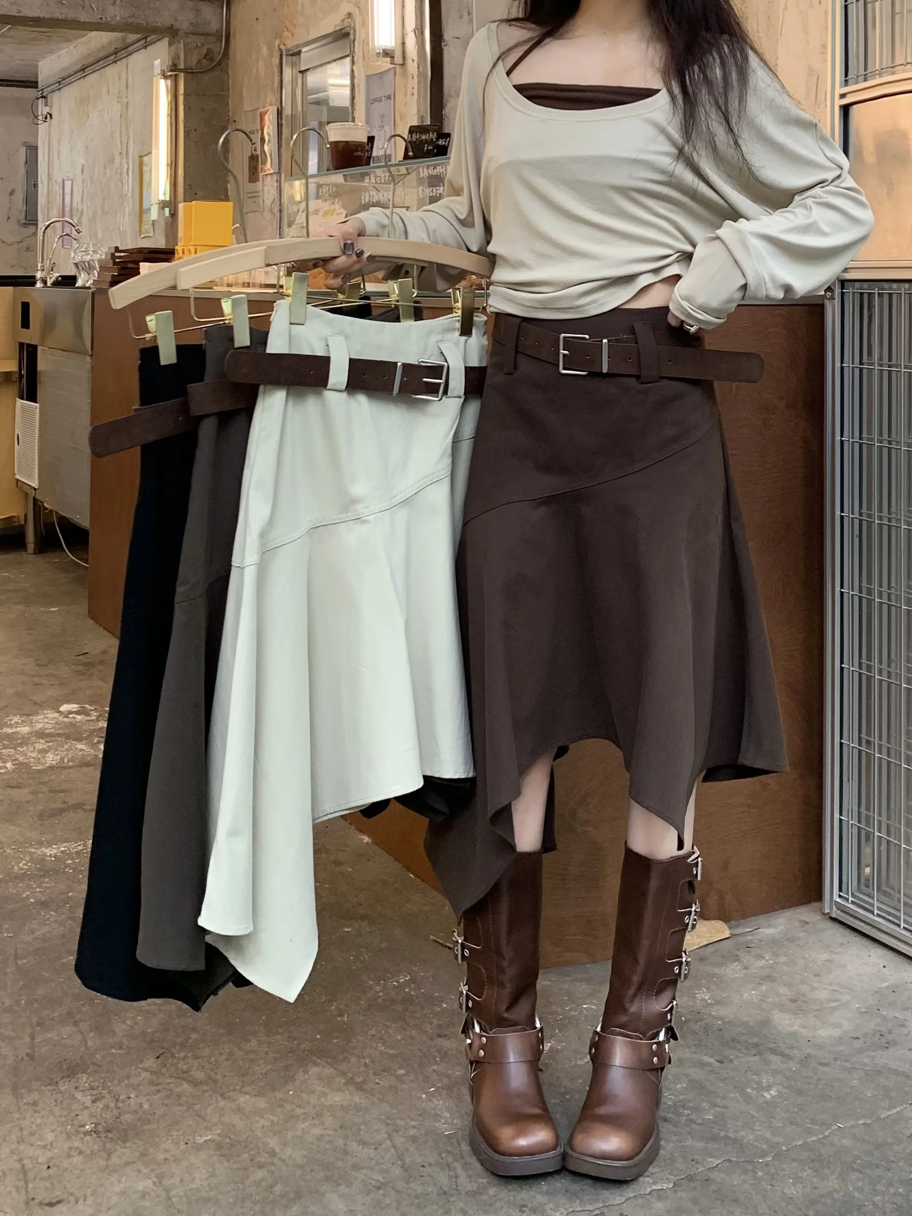 Women's Spring Autumn Asymmertrical A Line Long Skirt Lady Streetwear High Waist Solid Color Irregular Skirt
Women's Spring Autumn Asymmertrical A Line Long Skirt Lady Streetwear High Waist Solid Color Irregular Skirt