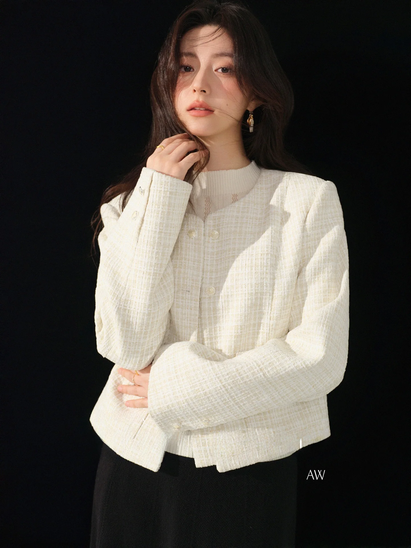 Женская тканая куртка BUNNY с текстурой, из полиэстера и вискозы, повседневная, модная, весенняя, стильная.
Женская тканая куртка BUNNY с текстурой, из полиэстера и вискозы, повседневная, модная, весенняя, стильная.