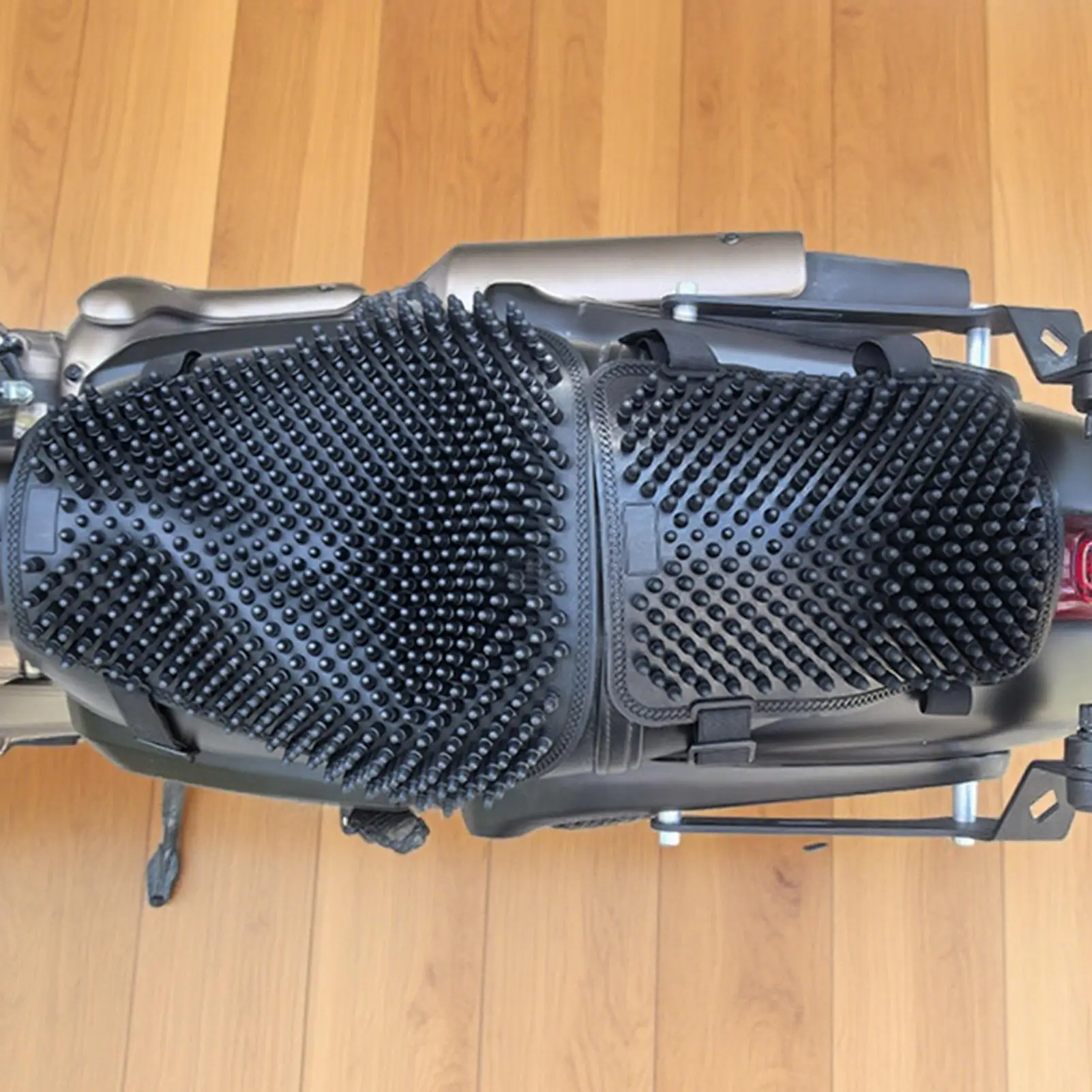 Подушка для сиденья мотоцикла, охлаждающая подушка для сиденья мотоцикла, противоскользящая подушка для сидения мотоцикла для езды на велосипеде, вождения, путешествий на открытом воздухе, бездорожья
Подушка для сиденья мотоцикла, охлаждающая подушка для сиденья мотоцикла, противоскользящая подушка для сидения мотоцикла для езды на велосипеде, вождения, путешествий на открытом воздухе, бездорожья