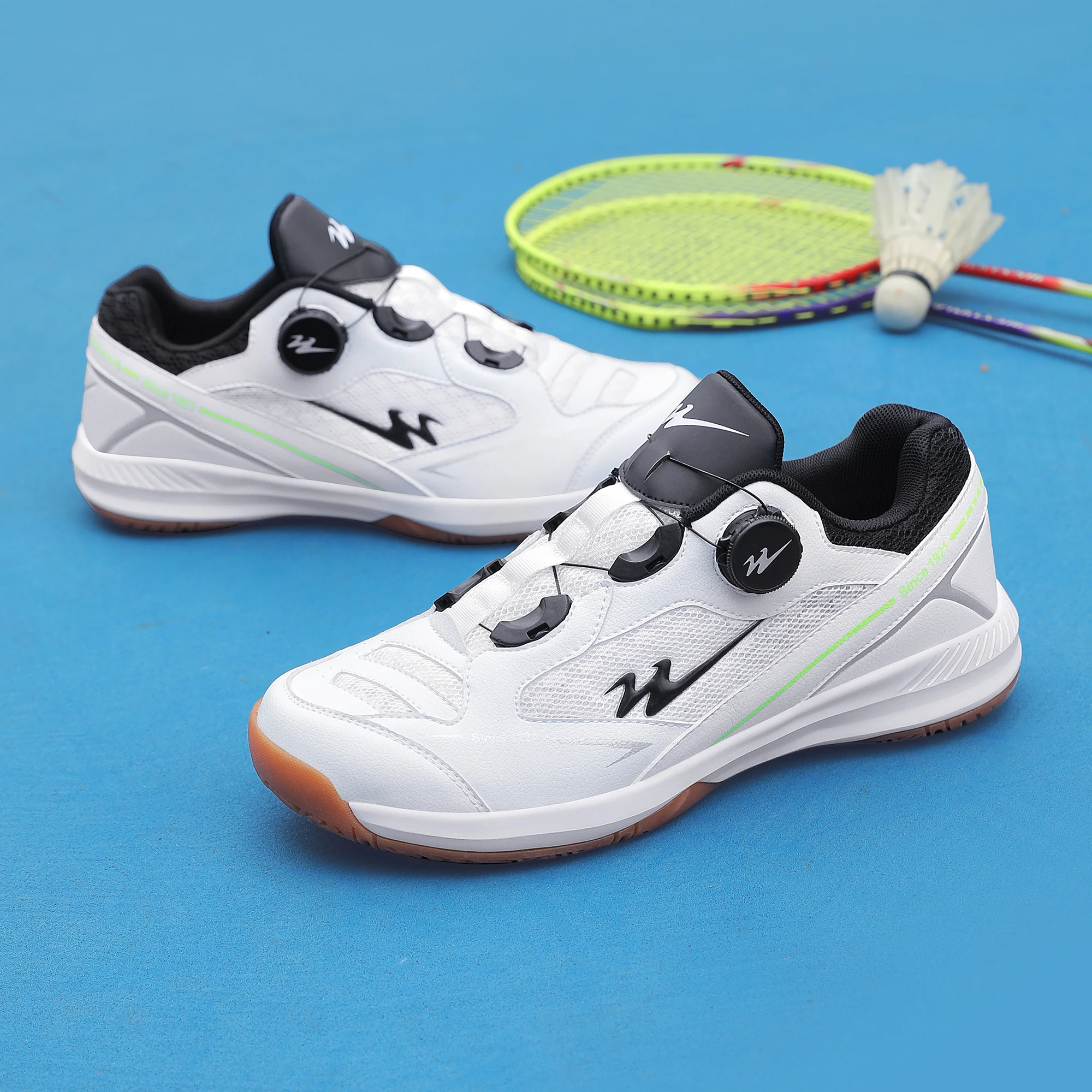 Badminton Shoes Professional New Volleyball Shoes Original Training Sneakers Brand Golf Shoes High Quality Table Tennis Shoes
Badminton Shoes Professional New Volleyball Shoes Original Training Sneakers Brand Golf Shoes High Quality Table Tennis Shoes