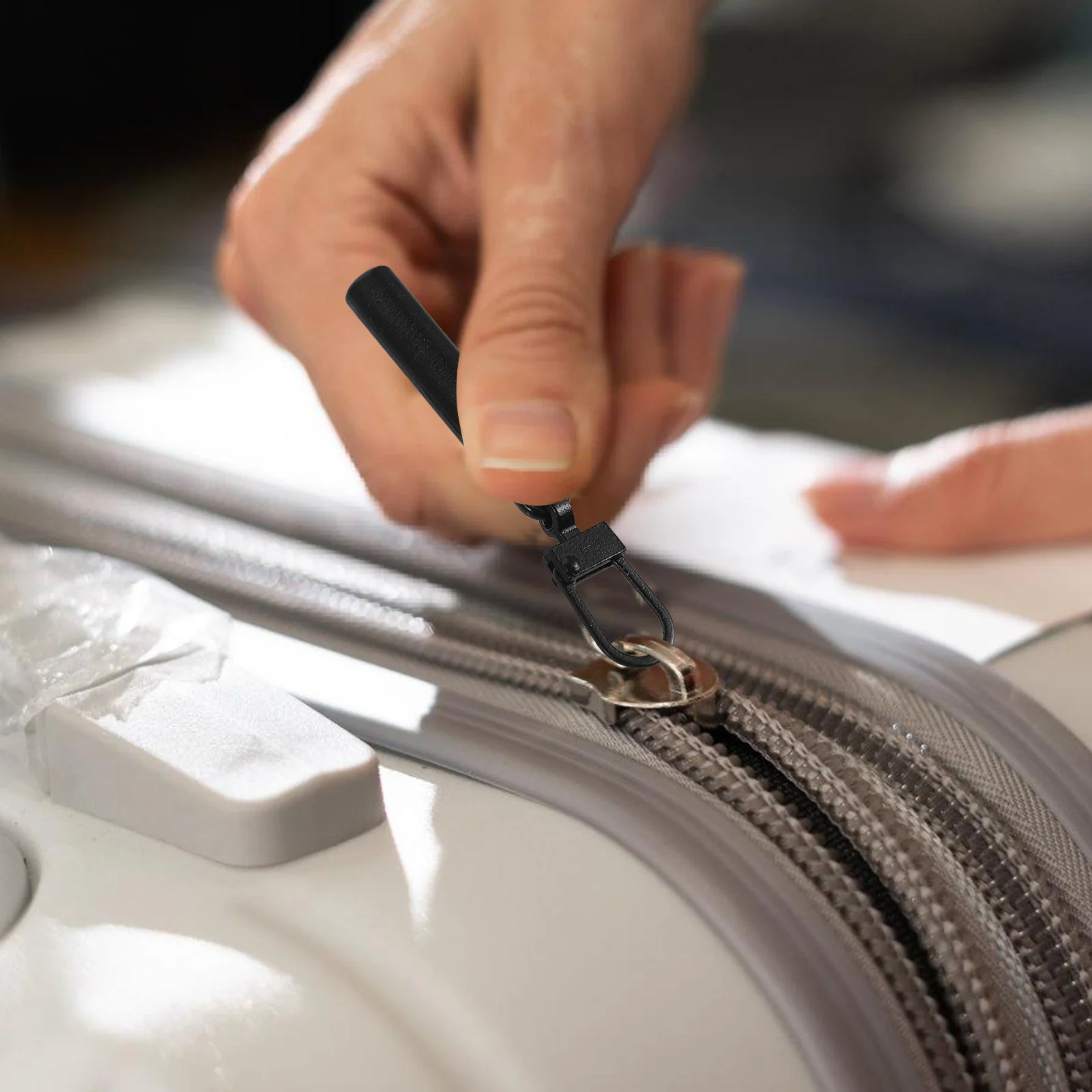 10pcs Zipper Head Replacement Metal Zinc Alloy Zipper Pull Repair Kit For Jackets Coats Bags Luggage Backpacks Suitcase Fix Zip
10pcs Zipper Head Replacement Metal Zinc Alloy Zipper Pull Repair Kit For Jackets Coats Bags Luggage Backpacks Suitcase Fix Zip