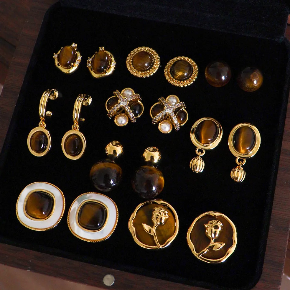 Round Tiger's Eye Stud Earrings for Women Fashion Natural Stone Crystal Flower Geometric Girl Party Wedding Jewelry Gifts
Round Tiger's Eye Stud Earrings for Women Fashion Natural Stone Crystal Flower Geometric Girl Party Wedding Jewelry Gifts