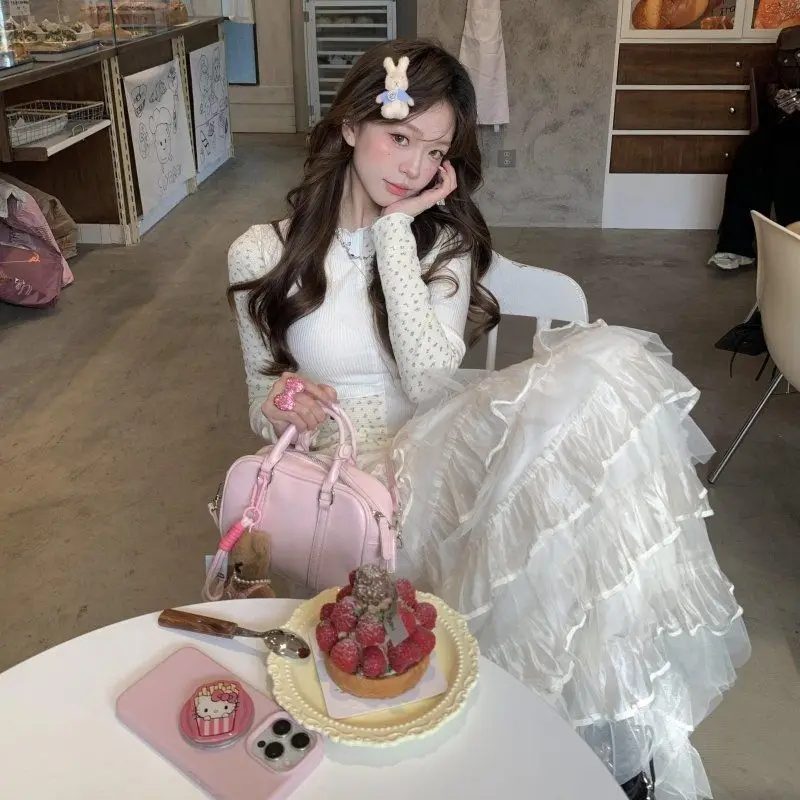 Korean Sle Layered T-irt Top Women Spring Autumn Sweet Lace Skirt Two Piece Set Asymmetrical Ruffle Polyester High Waist ...
Korean Sle Layered T-irt Top Women Spring Autumn Sweet Lace Skirt Two Piece Set Asymmetrical Ruffle Polyester High Waist ...