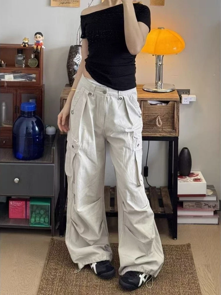 Американский винтажный стиль 2000-х годов, коричневые джинсы с высокой талией, женские мешковатые джинсовые брюки Y2K с широкими штанинами, женская одежда, осень-зима
Американский винтажный стиль 2000-х годов, коричневые джинсы с высокой талией, женские мешковатые джинсовые брюки Y2K с широкими штанинами, женская одежда, осень-зима