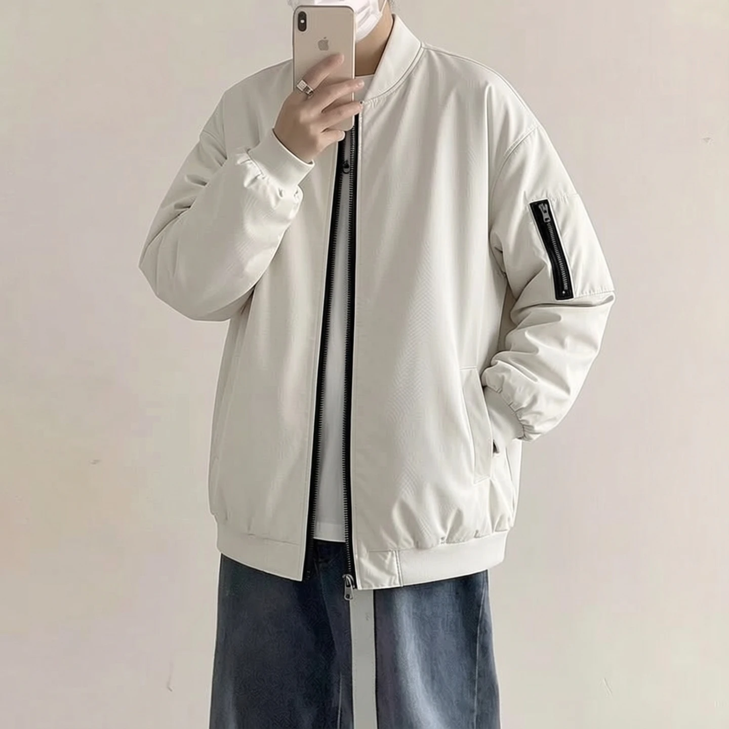 Американская куртка-бомбер свободного кроя на молнии, повседневная спортивная верхняя одежда, однотонная, универсальная, с воротником-стойкой
Американская куртка-бомбер свободного кроя на молнии, повседневная спортивная верхняя одежда, однотонная, универсальная, с воротником-стойкой