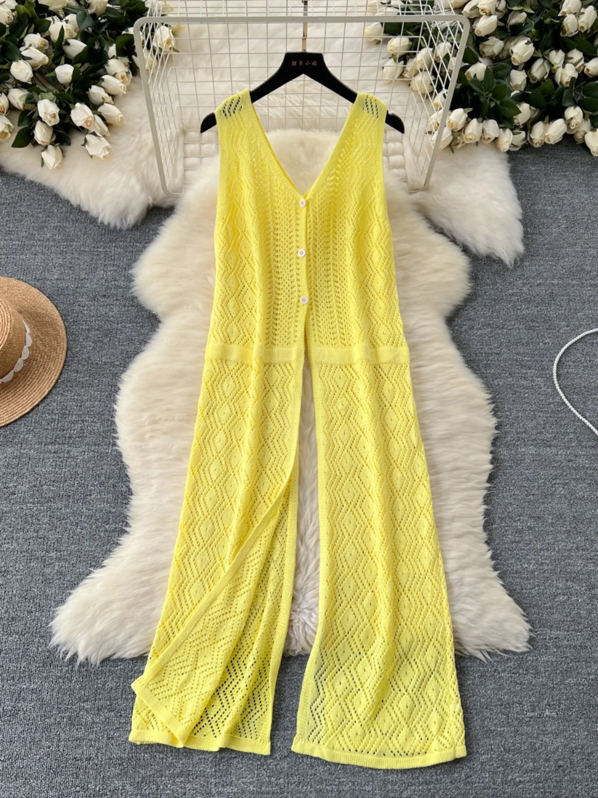 Foamlina Summer Fashion Hollow Out Crochet Knit Top for Women Summer Sexy Solid V Neck Sleeveless Buttons Split Long Vest Tops
Foamlina Summer Fashion Hollow Out Crochet Knit Top for Women Summer Sexy Solid V Neck Sleeveless Buttons Split Long Vest Tops