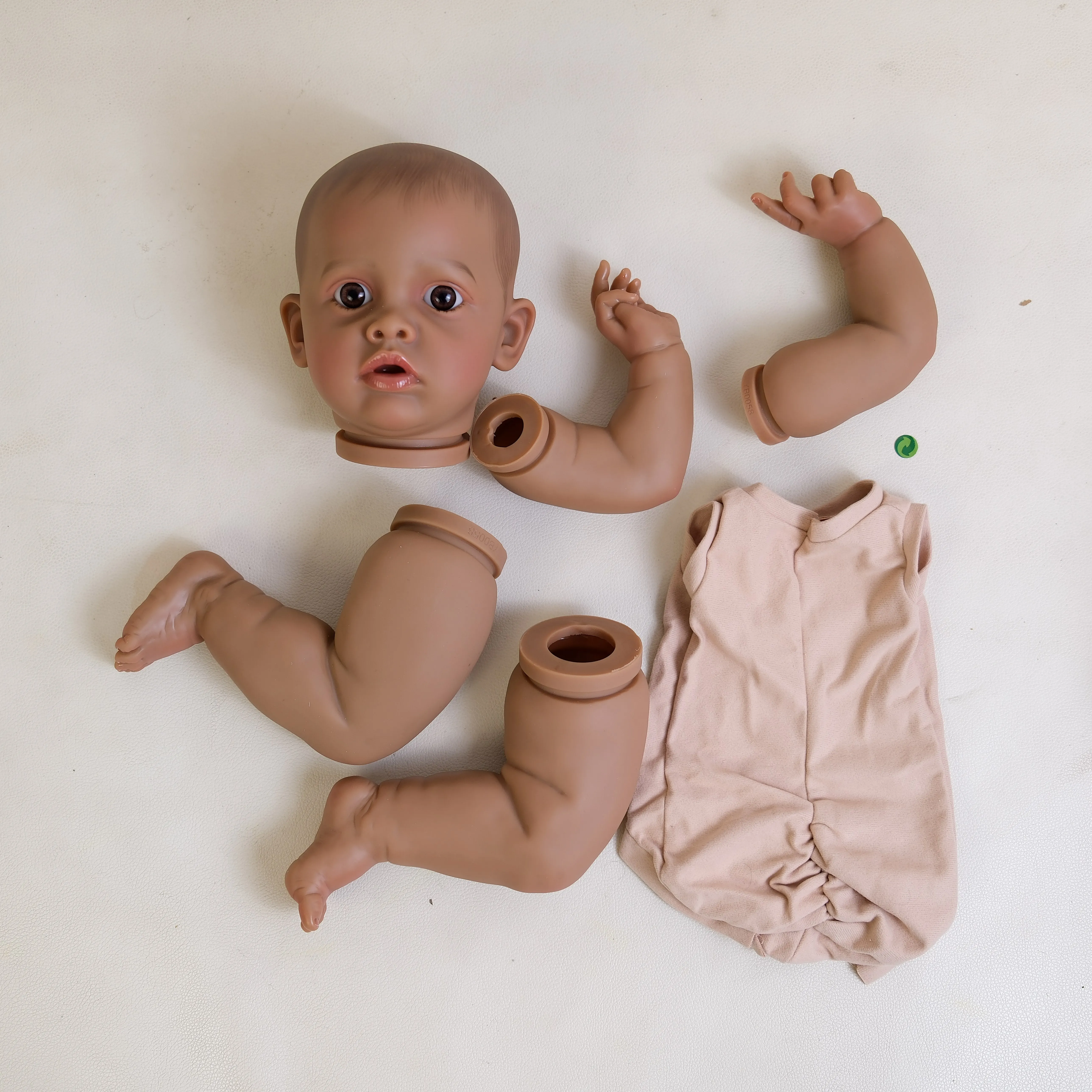 NPK 22-дюймовый готовый окрашенный комплект куклы Бенджамин уже окрашенные детали куклы милые подарки на день рождения и Рождество
NPK 22-дюймовый готовый окрашенный комплект куклы Бенджамин уже окрашенные детали куклы милые подарки на день рождения и Рождество