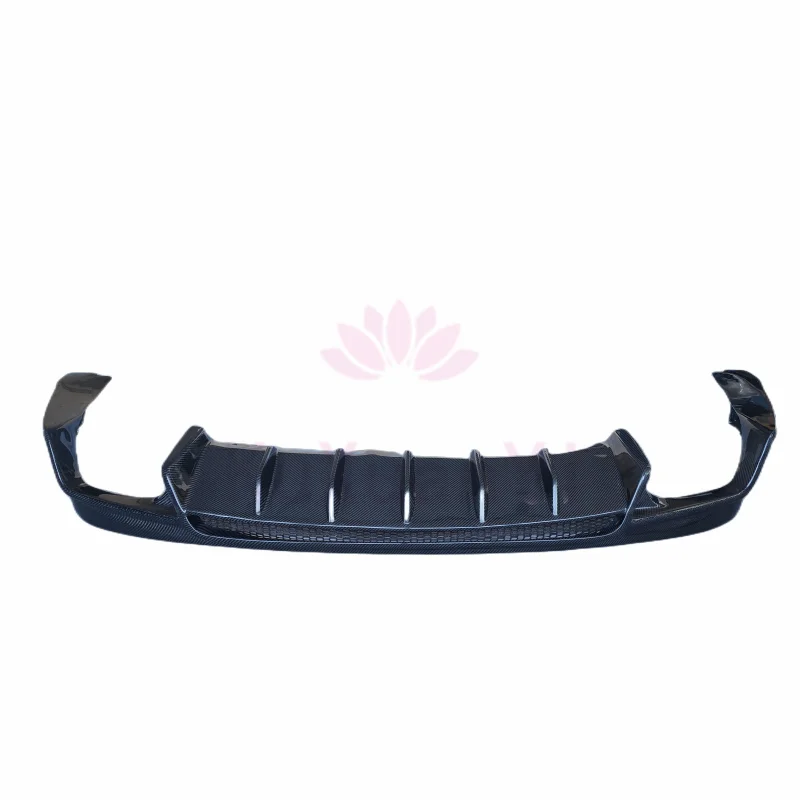 L D Style Carbon Rear Diffuser Body Kit Around Exhaust Pipe for 16-20 Maserati Levante
L D Style Carbon Rear Diffuser Body Kit Around Exhaust Pipe for 16-20 Maserati Levante