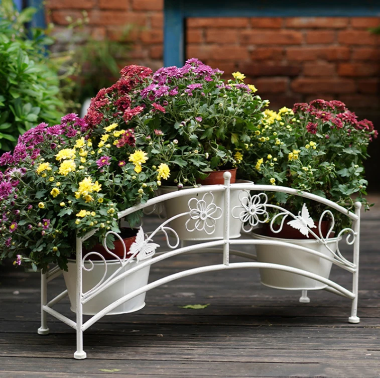 Outdoor Iron Arched Triple Flower Rack Flowerpot Integrated Decoration Garden Courtyard Lawn Flower Plant Frame Ornaments Crafts
Outdoor Iron Arched Triple Flower Rack Flowerpot Integrated Decoration Garden Courtyard Lawn Flower Plant Frame Ornaments Crafts