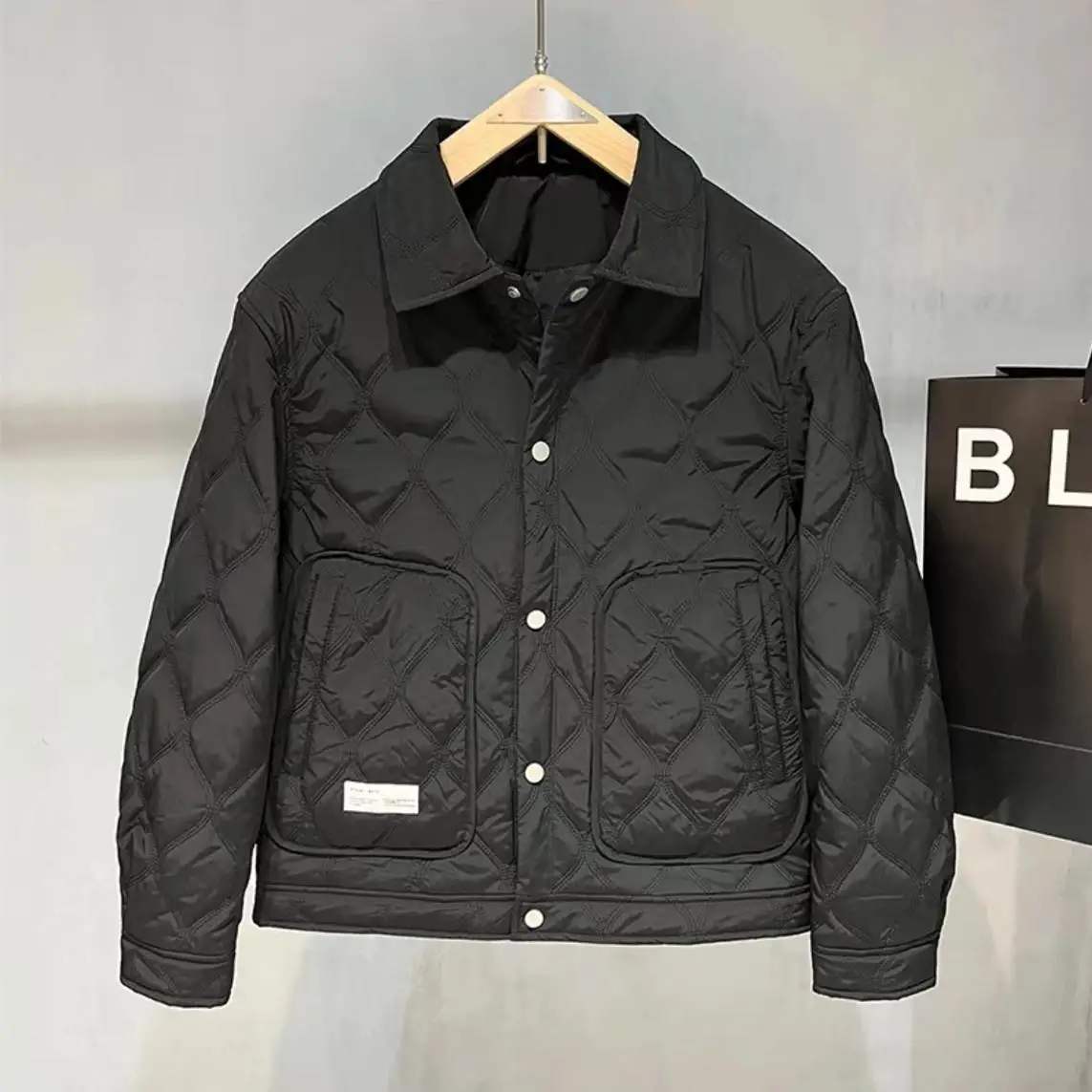 Men's Cotton Jaet Stand Collar Thiened Warm Casual Faionable Autumn Winter Coat Button Closure Windproof Regular Fit
Men's Cotton Jaet Stand Collar Thiened Warm Casual Faionable Autumn Winter Coat Button Closure Windproof Regular Fit