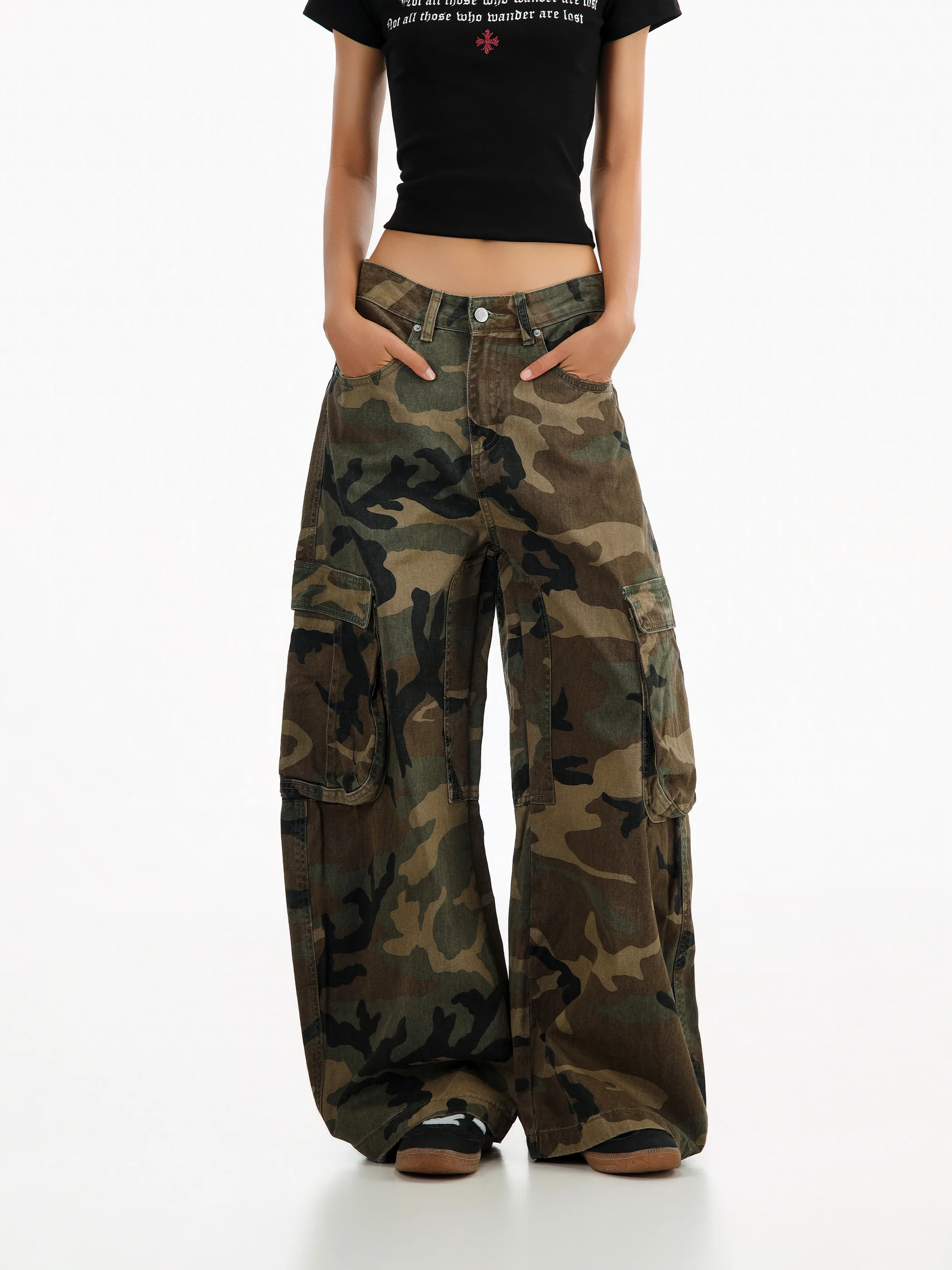 Vintage American Camouflage Work Pants Women's Loose Multi-Pocket Distressed Casual Pants Trendy Girls Straight Leg Trousers
Vintage American Camouflage Work Pants Women's Loose Multi-Pocket Distressed Casual Pants Trendy Girls Straight Leg Trousers