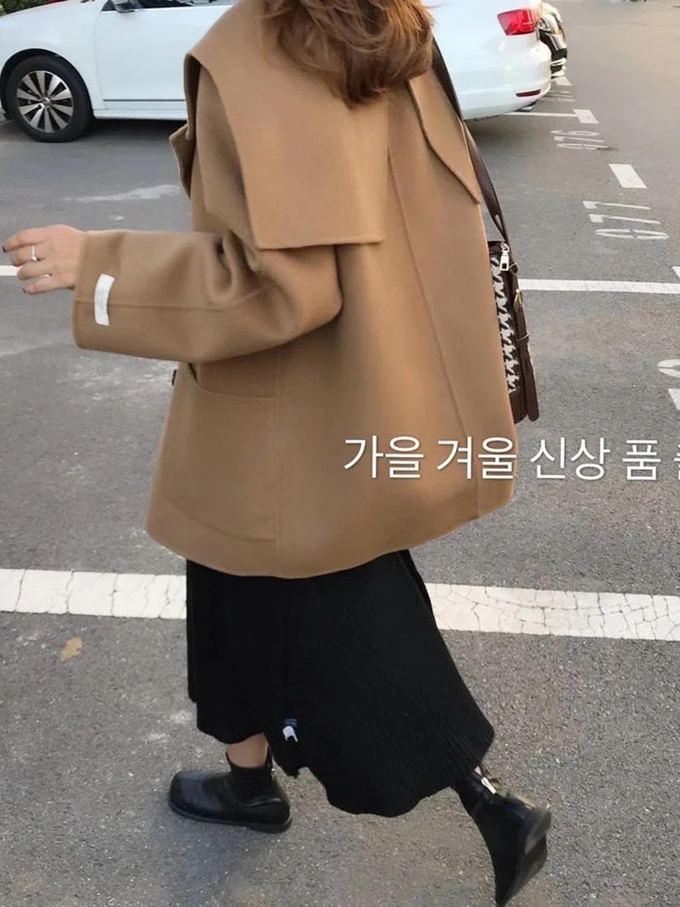 Korea Dongmen Big Turnover Collar Shawl Double sided Wool Coat Women's Short Navy Collar Student Loose Wool Coat
Korea Dongmen Big Turnover Collar Shawl Double sided Wool Coat Women's Short Navy Collar Student Loose Wool Coat