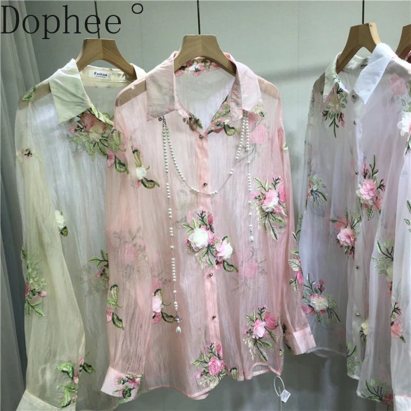 Chinese Wind Embroidery Flowers Women Blouses Perspective Summer Long Sleeve Sunscreen Shirt Mid-long Loose Cool Cardigans Top
Chinese Wind Embroidery Flowers Women Blouses Perspective Summer Long Sleeve Sunscreen Shirt Mid-long Loose Cool Cardigans Top
