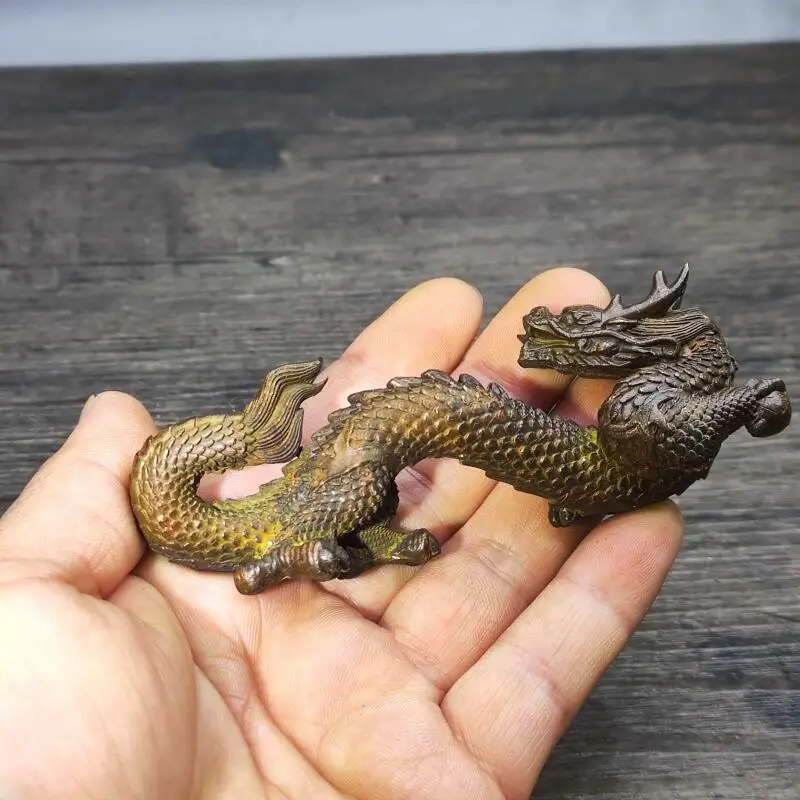 Antique Copper Carving Divine Beast Dragon Pen Holder Tea Pet Handle piece Home Living Room Retro Ornament Crafts
Antique Copper Carving Divine Beast Dragon Pen Holder Tea Pet Handle piece Home Living Room Retro Ornament Crafts